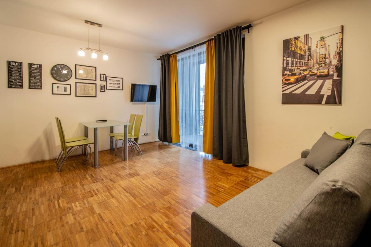 Modern Apartment With Balcony And Garage *